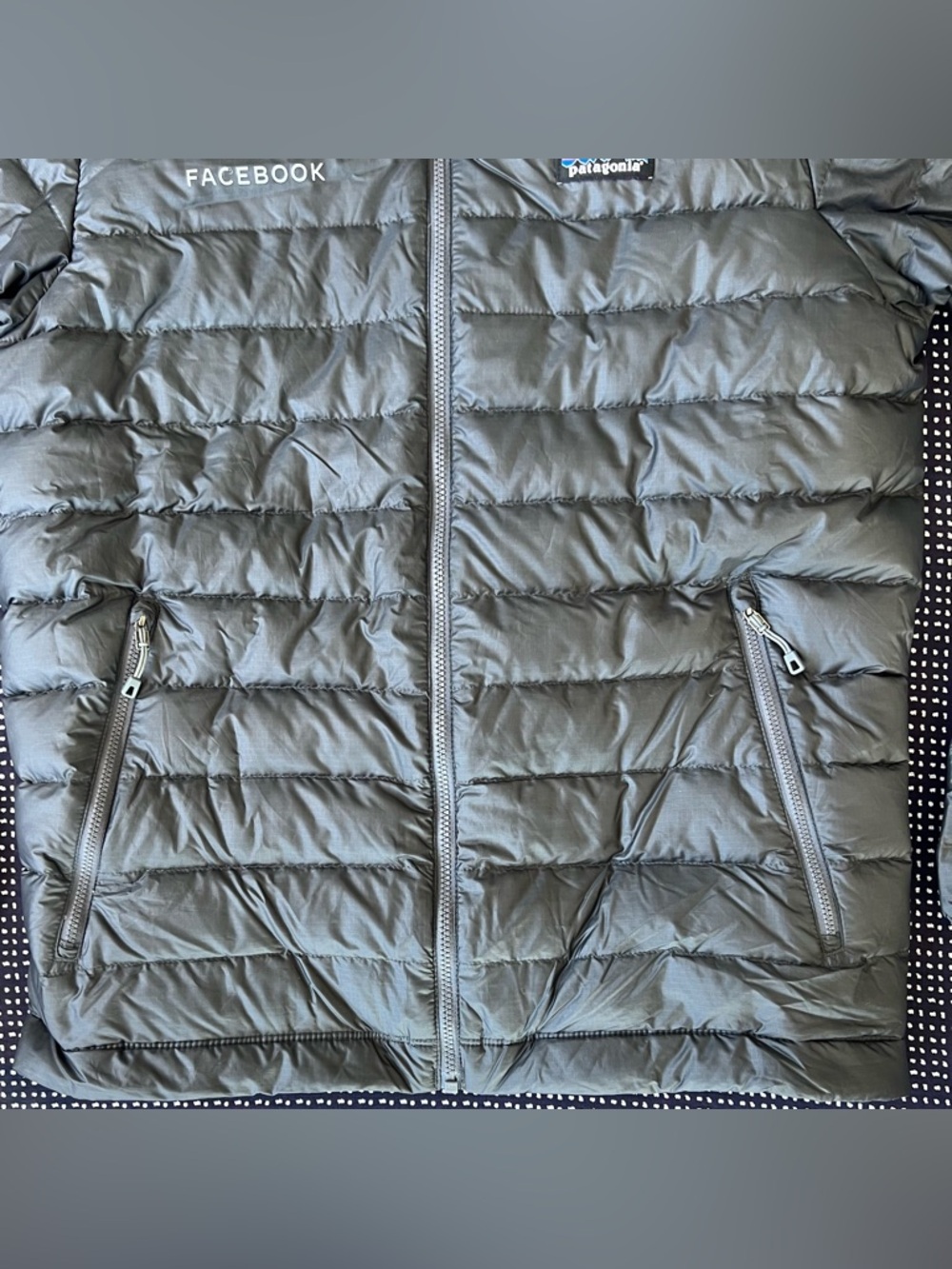 Patagonia Men's Down Sweater Jacket - Picture 7 of 12
